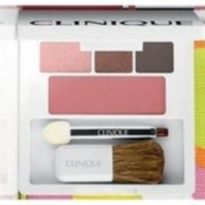 Clinique Colour Surge Eye Shadow Trio / Strawberry